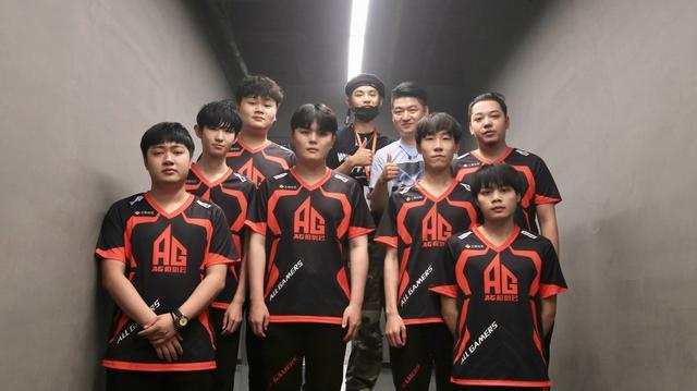 NaVi Major出局，s1mple打出2020年10月以来最差BO3